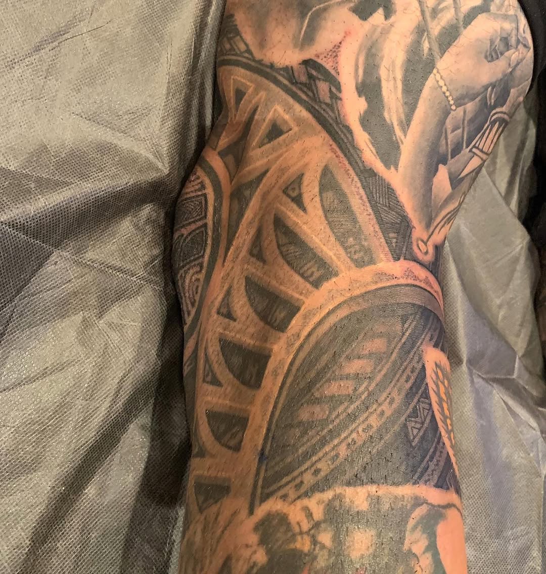 Ink and Dagger Tattoo