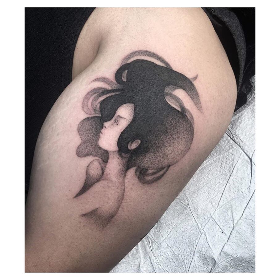 Full Circle Tattoo