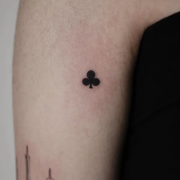 40.tatt