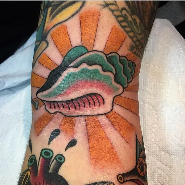 Full Circle Tattoo