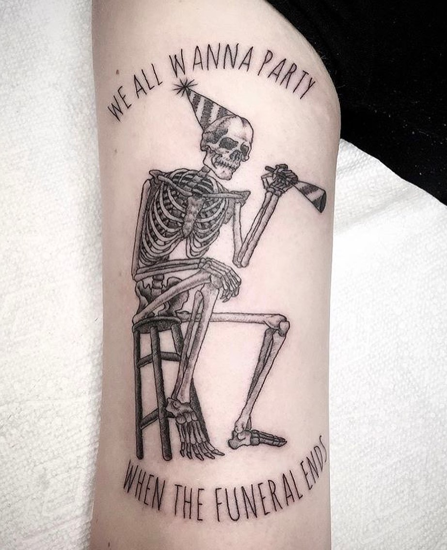 Full Circle Tattoo