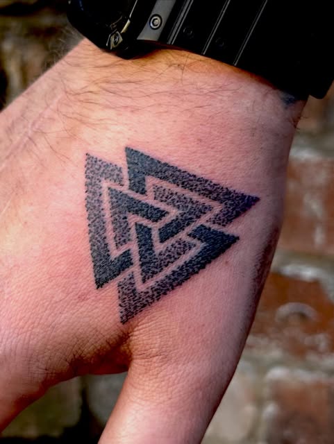 deryntwelvetattoo