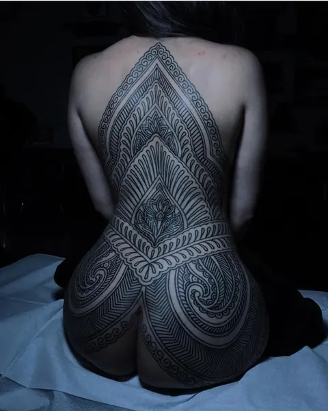 Ink and Dagger Tattoo