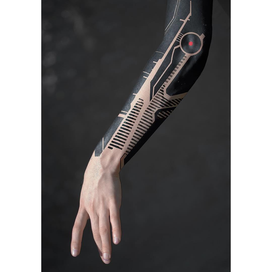 Ink and Dagger Tattoo