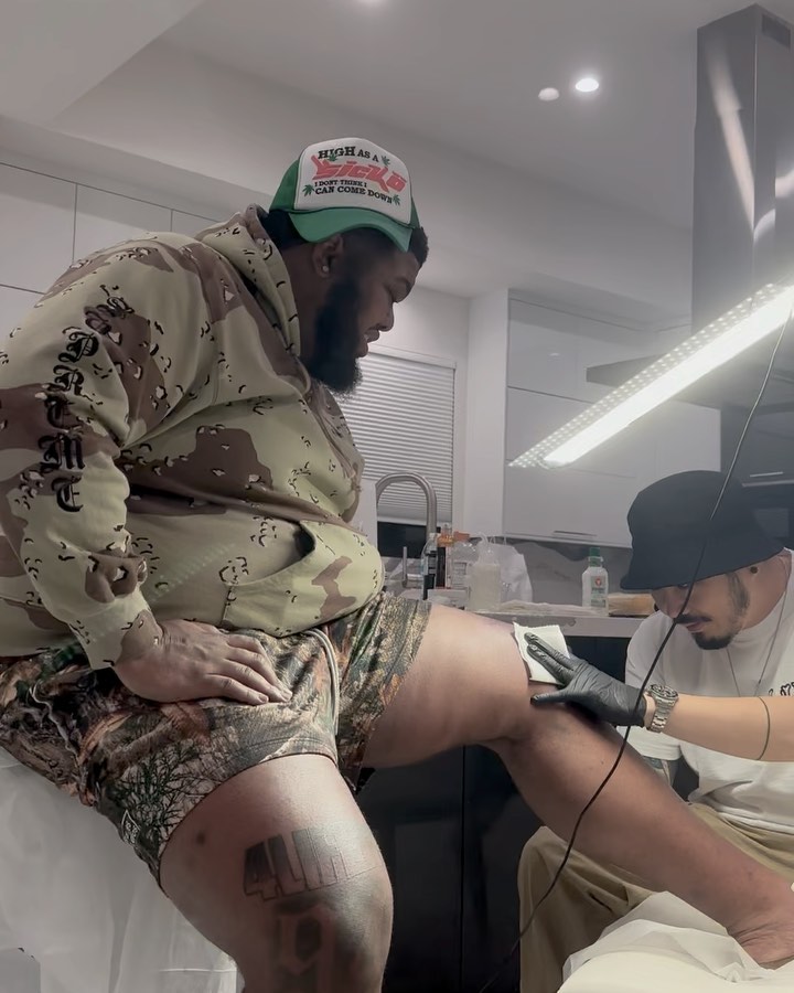 tattooist_bk