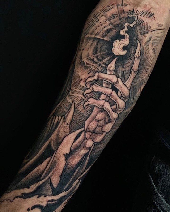 Ink and Dagger Tattoo