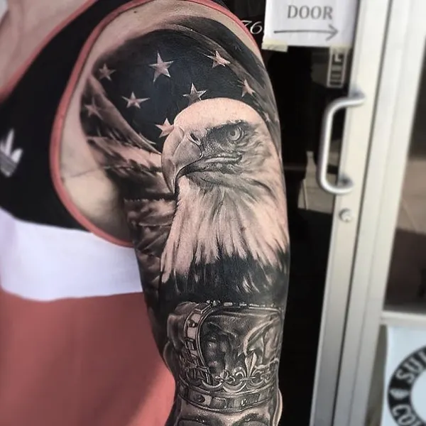 Full Circle Tattoo