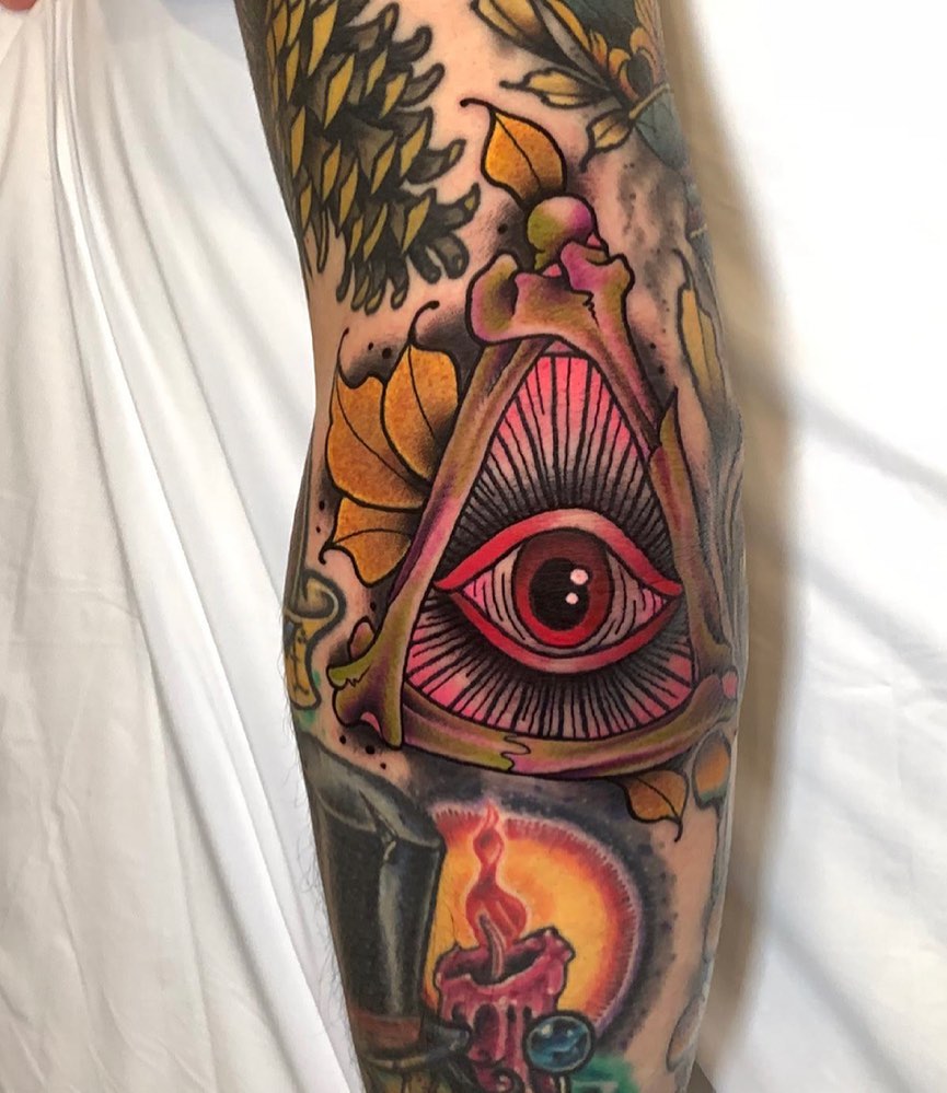Ink and Dagger Tattoo
