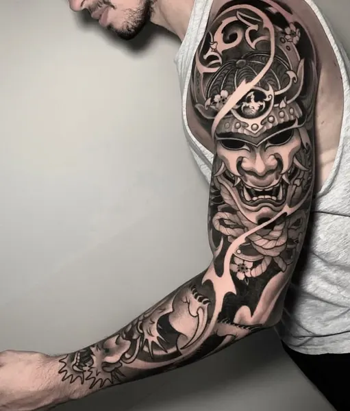 Full Circle Tattoo