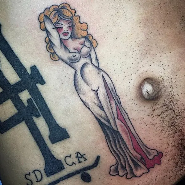 Full Circle Tattoo