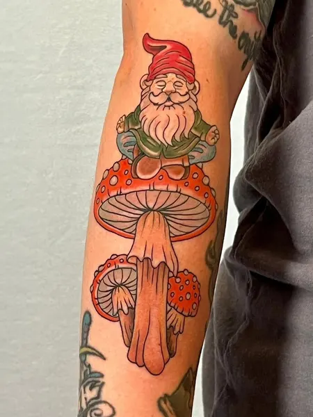 Ink and Dagger Tattoo