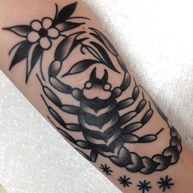 Full Circle Tattoo