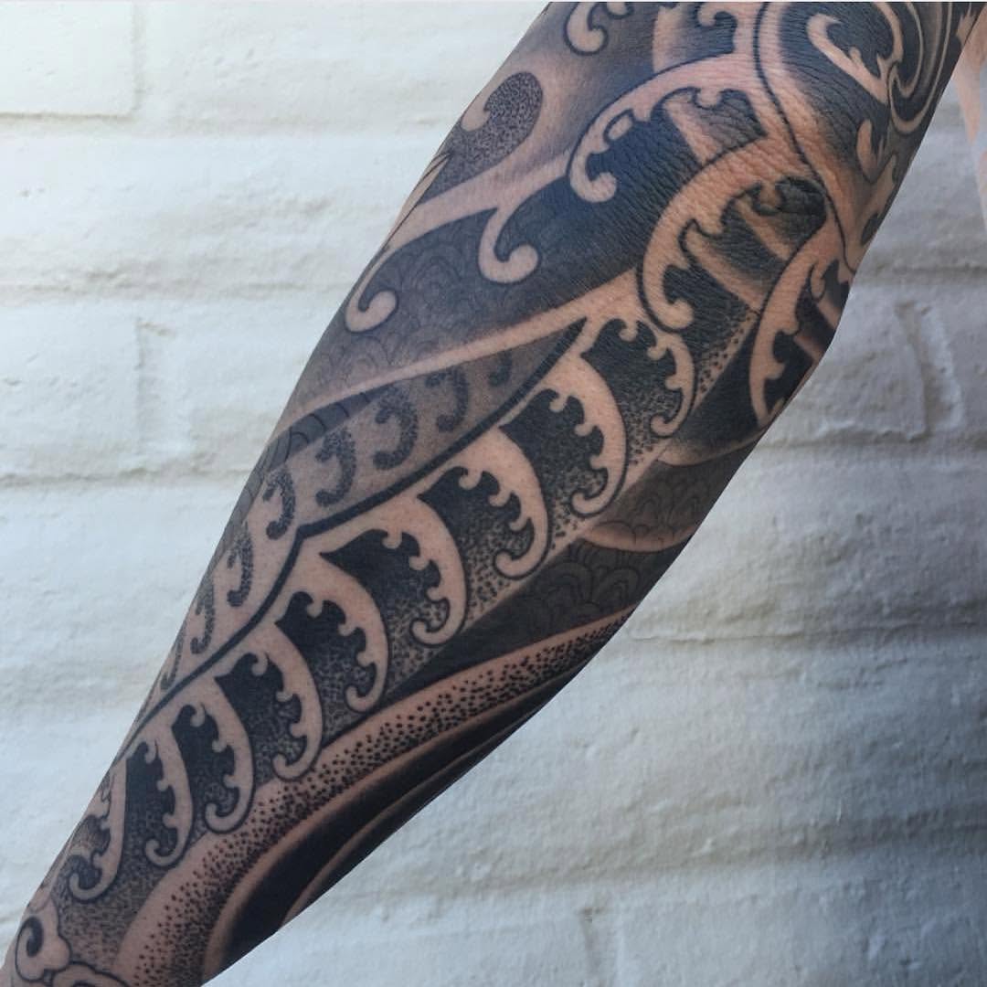 Full Circle Tattoo