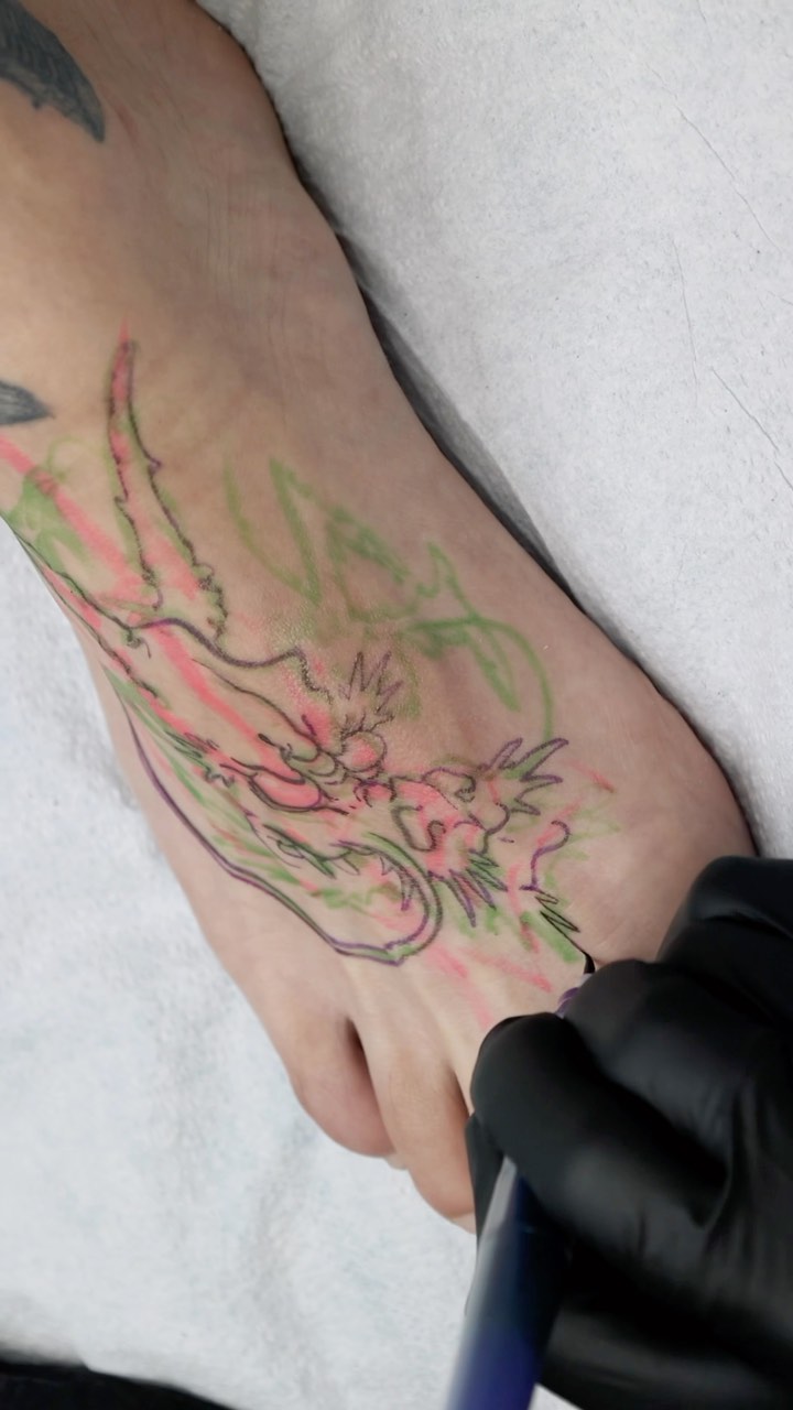 Full Circle Tattoo
