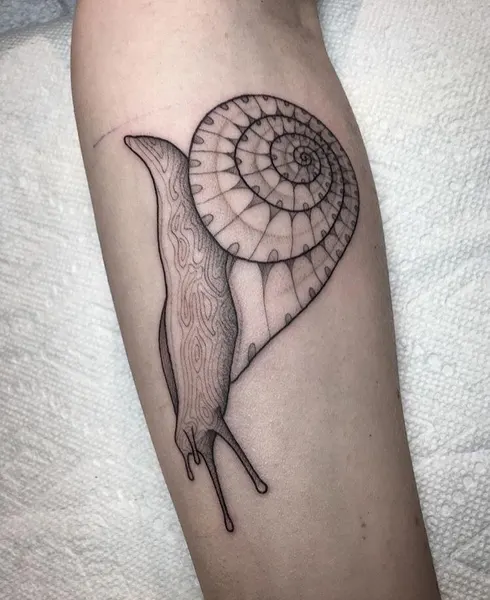 Full Circle Tattoo