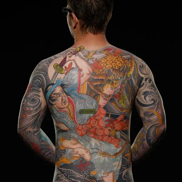 Full Circle Tattoo