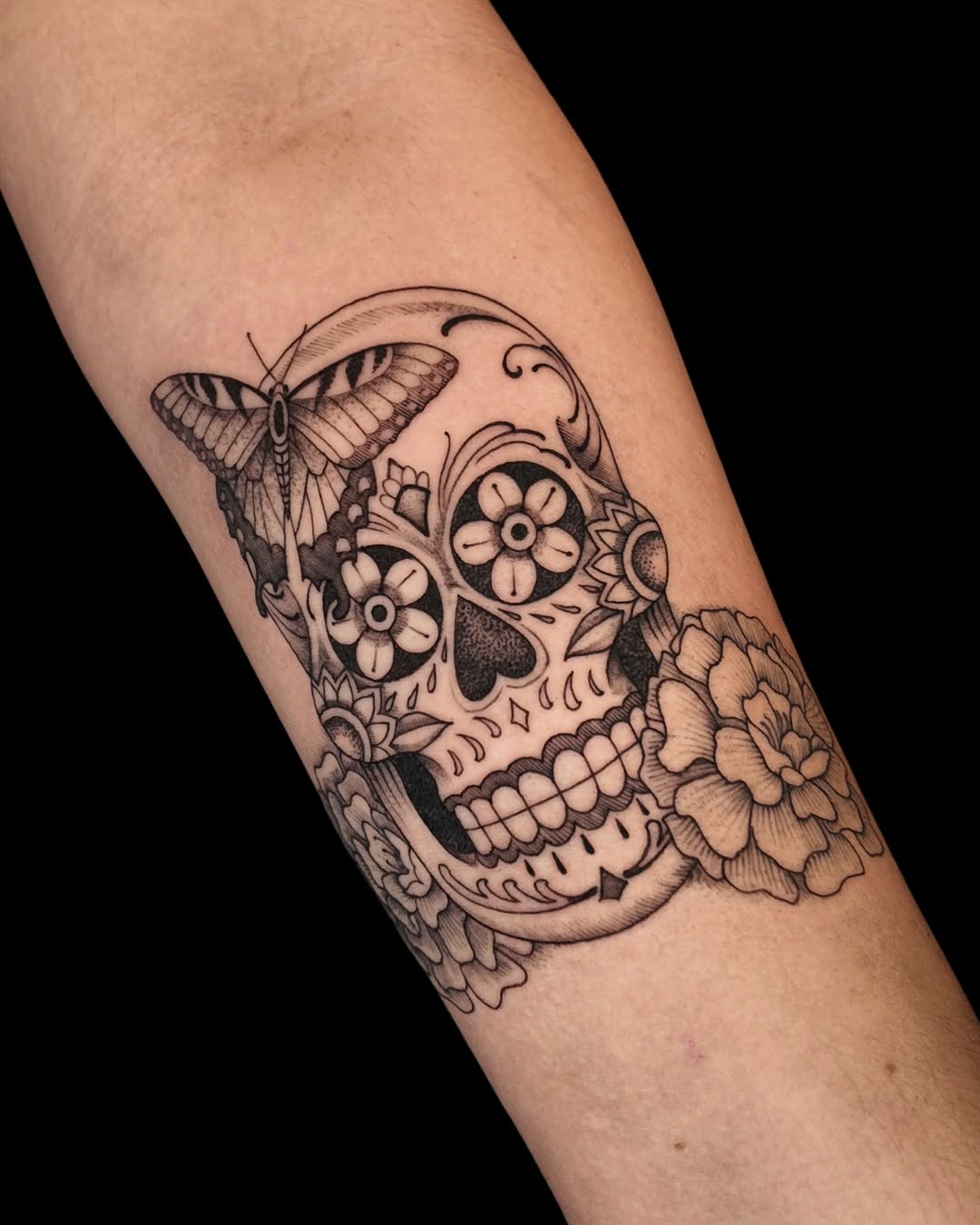 Ink and Dagger Tattoo