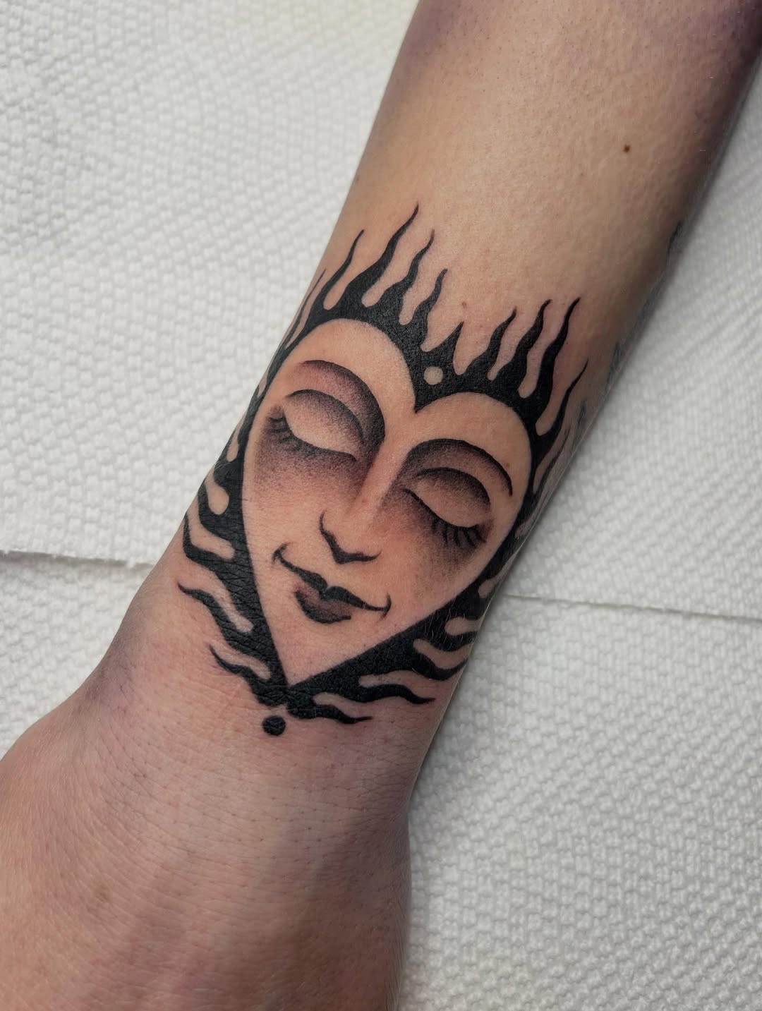ellentattoos
