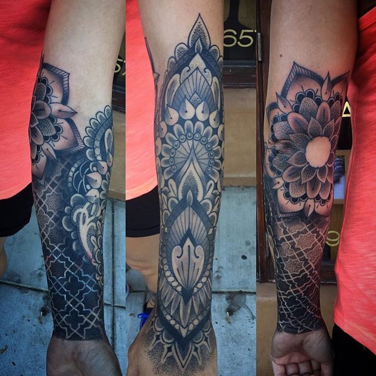 Full Circle Tattoo