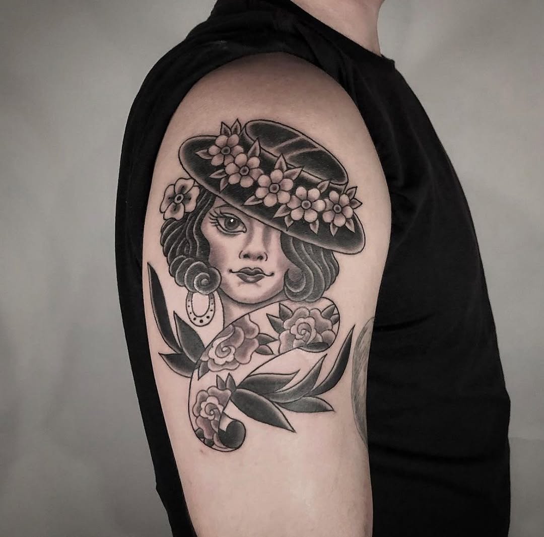 Full Circle Tattoo