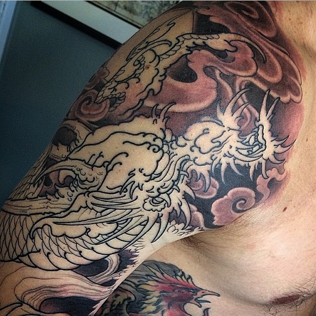 Full Circle Tattoo