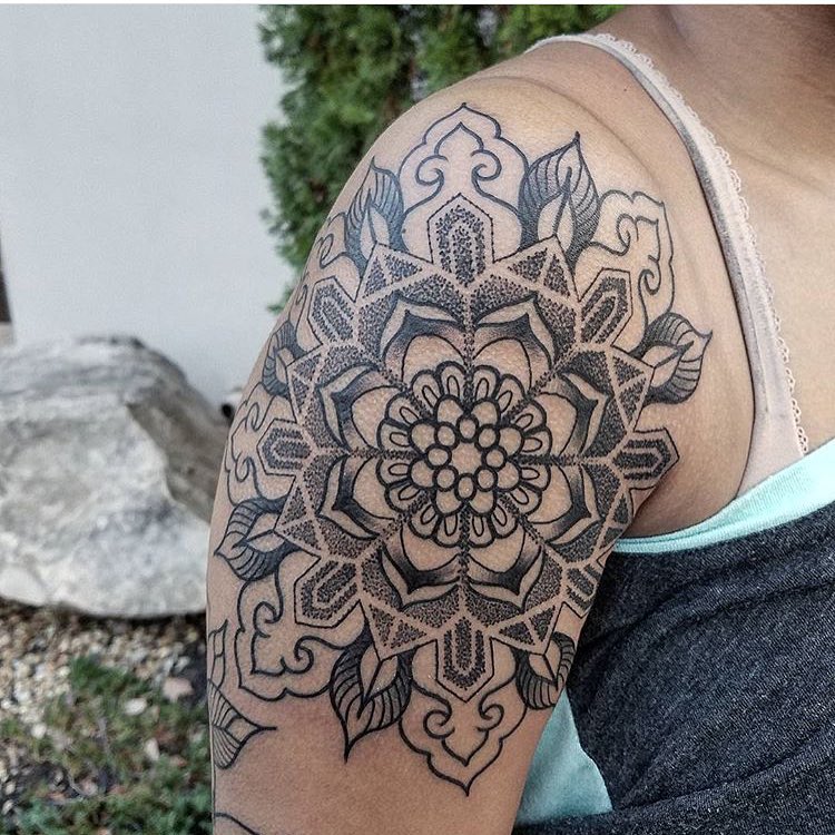 Ink and Dagger Tattoo