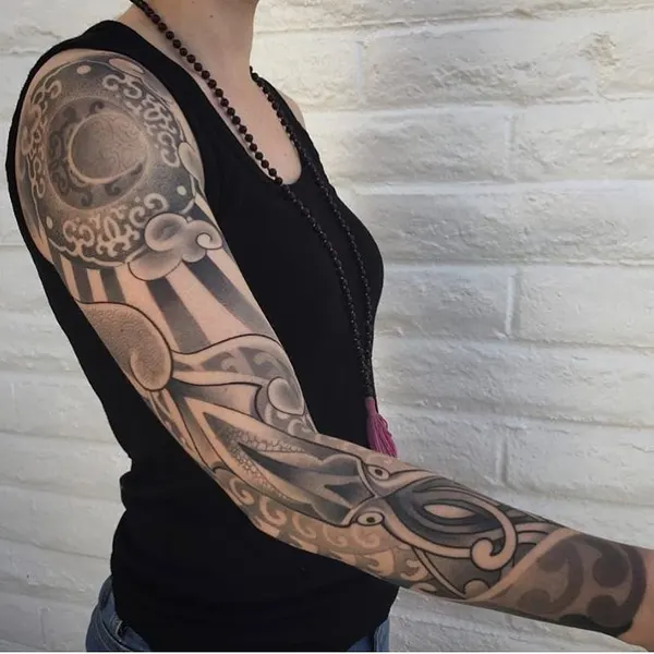 Full Circle Tattoo