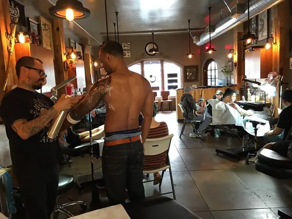 Full Circle Tattoo
