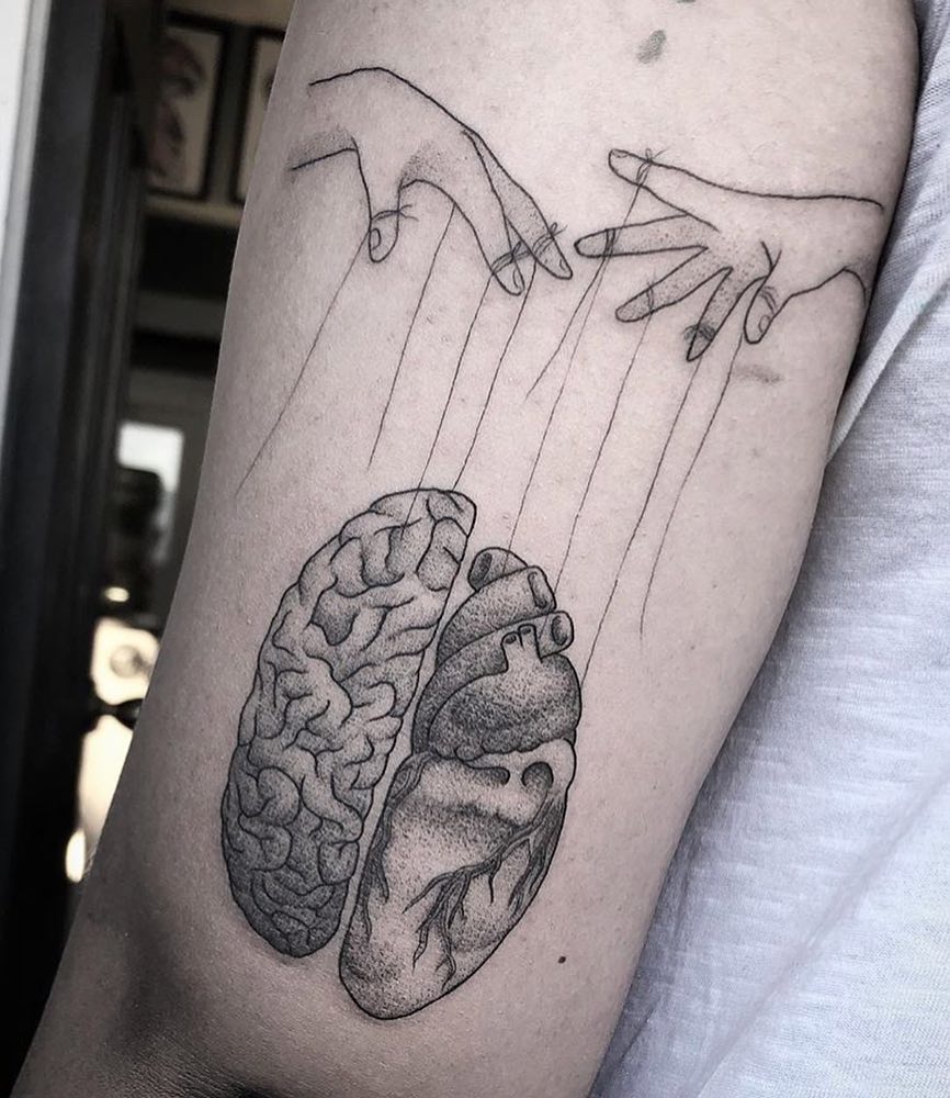 Full Circle Tattoo