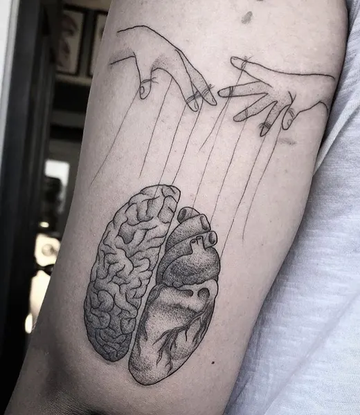Full Circle Tattoo
