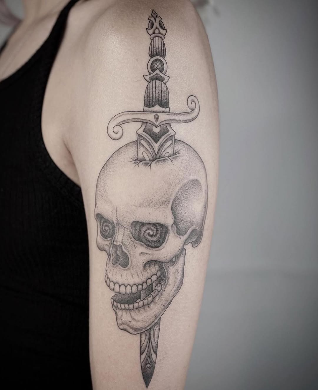Full Circle Tattoo