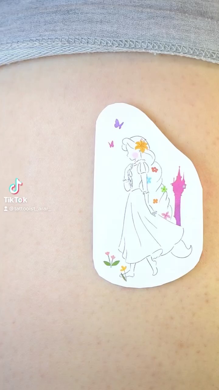 tattooist_arar