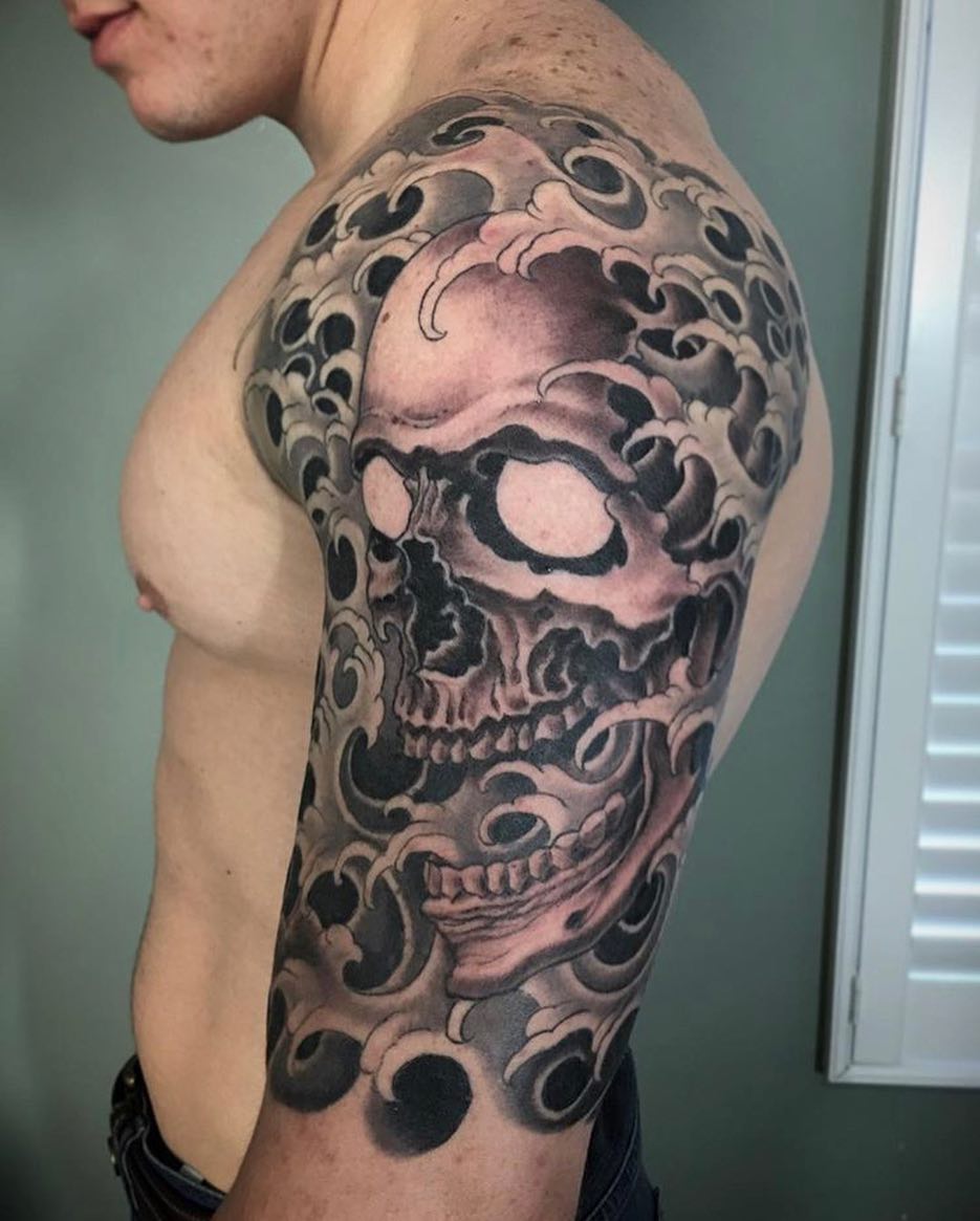 Full Circle Tattoo