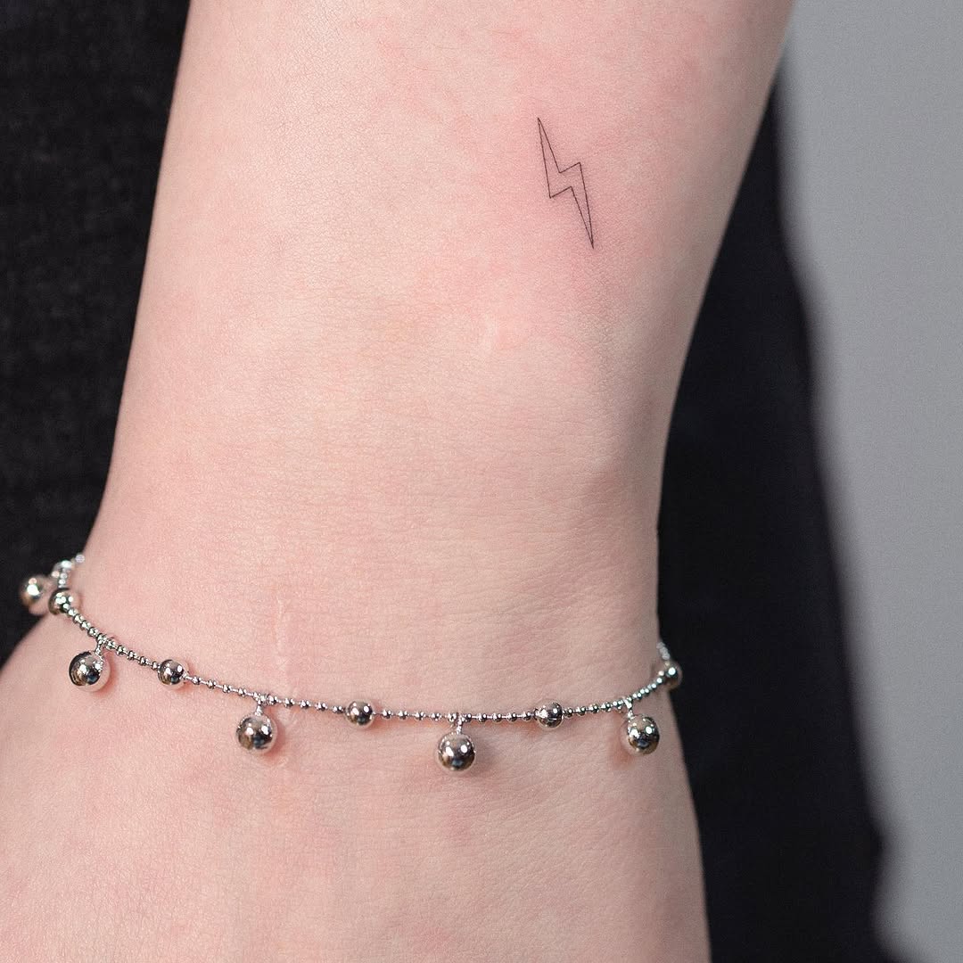 tattooist_arar