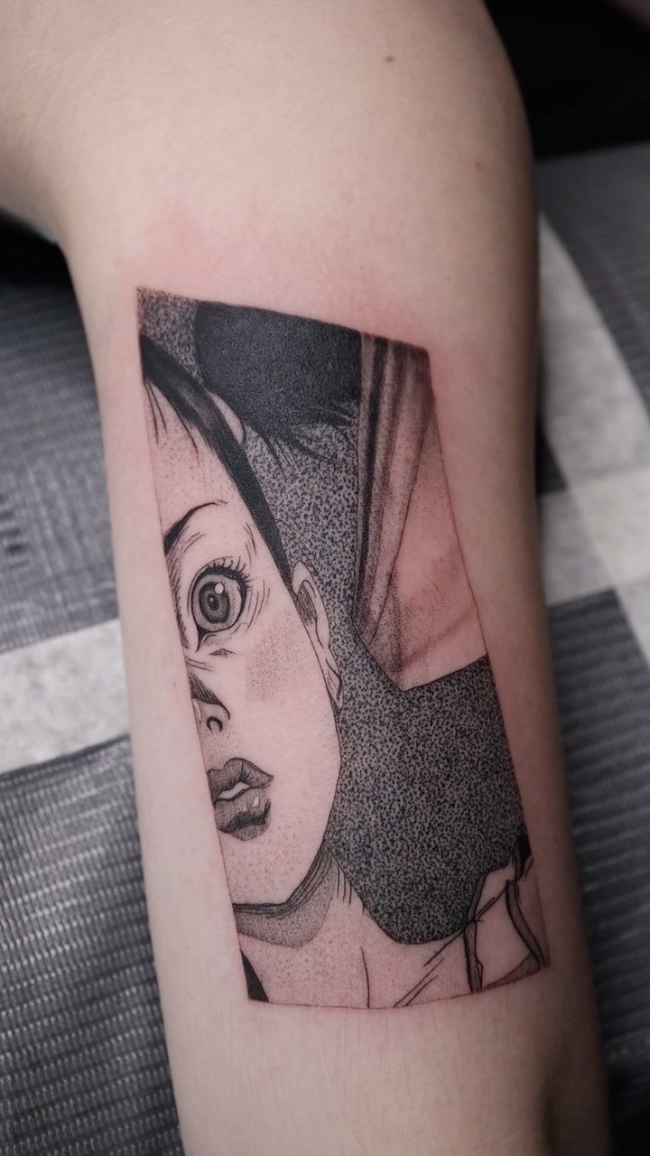 Full Circle Tattoo