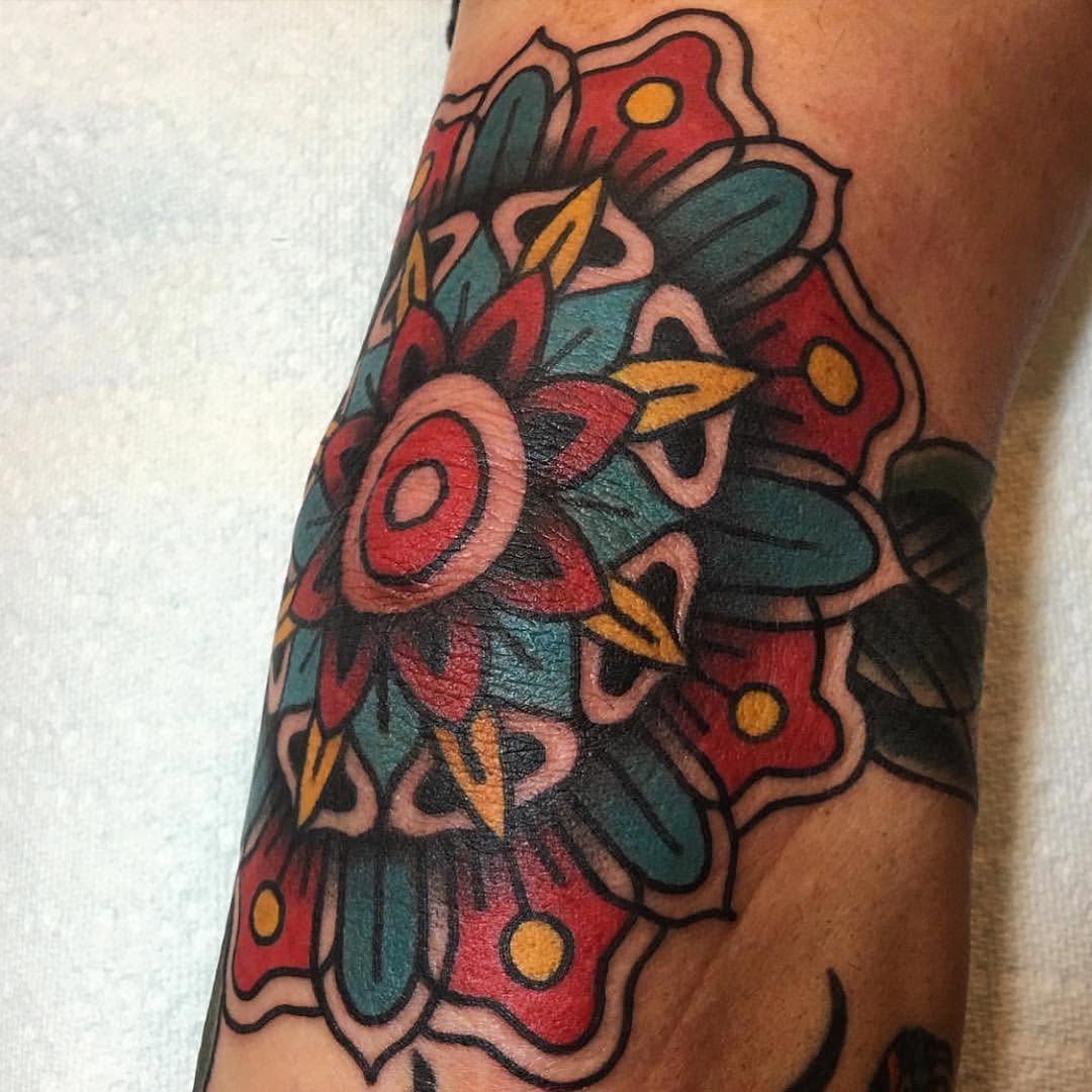 Ink and Dagger Tattoo