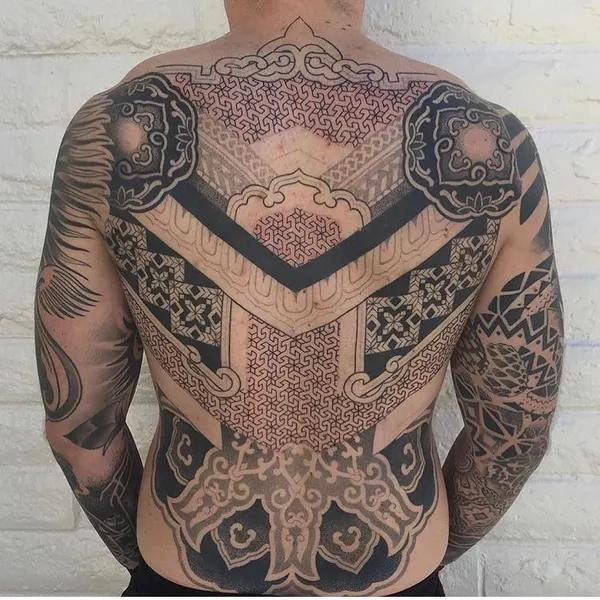 Full Circle Tattoo