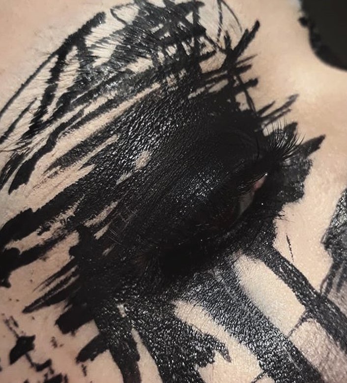 tattooer_nadi