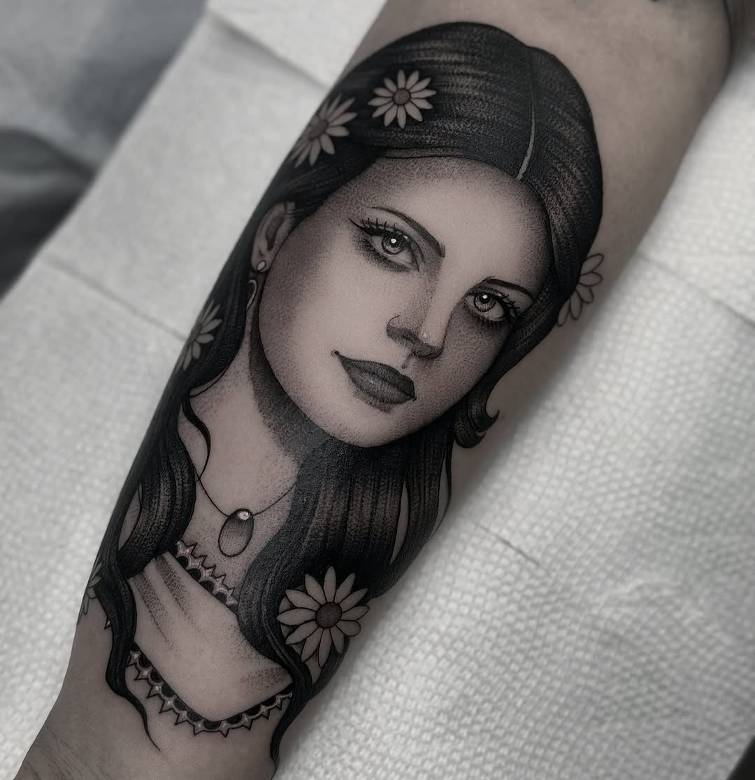 Luna Lucero