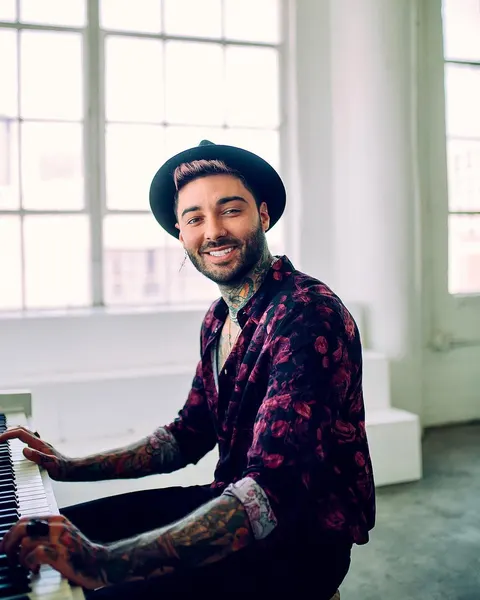 romeolacoste