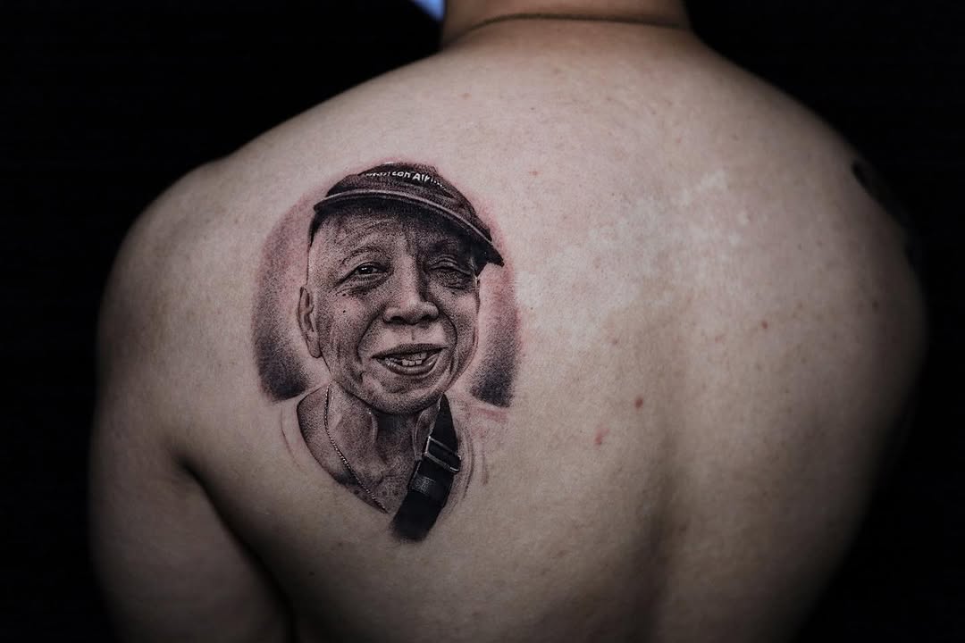 tattooist_bk