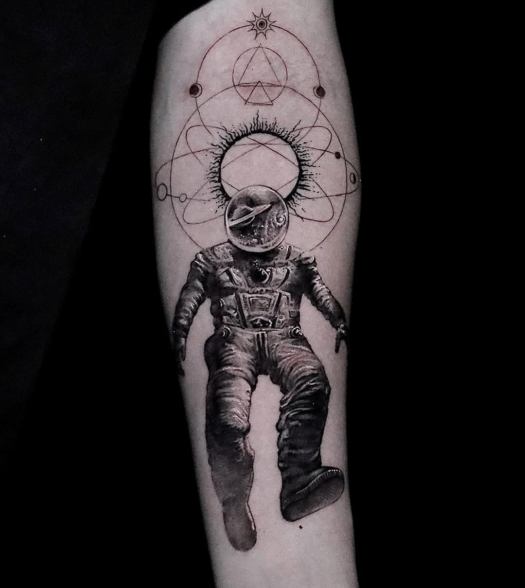tattooist_bk