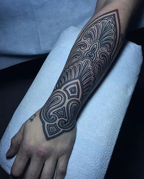 Ink and Dagger Tattoo
