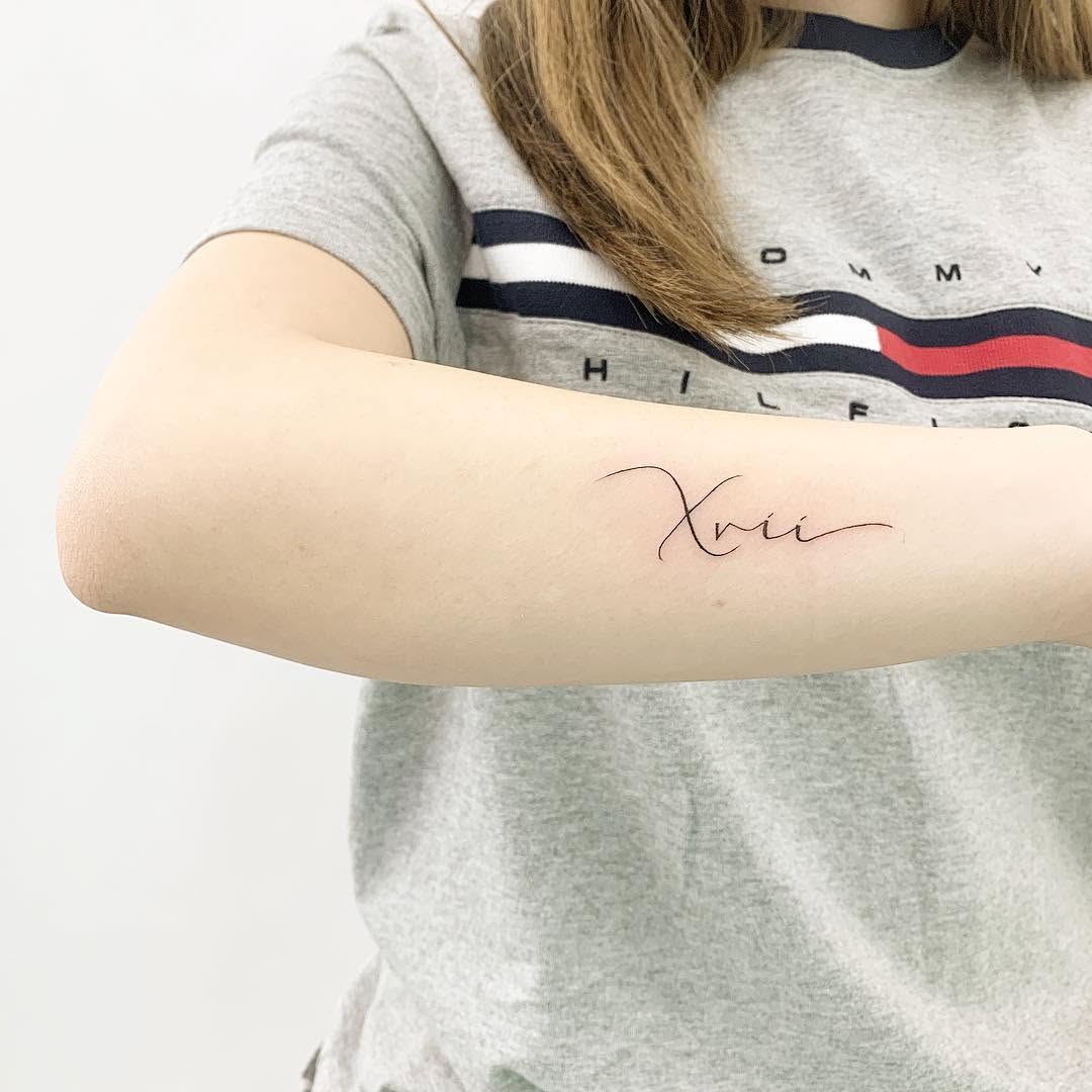 Lettering, 서명