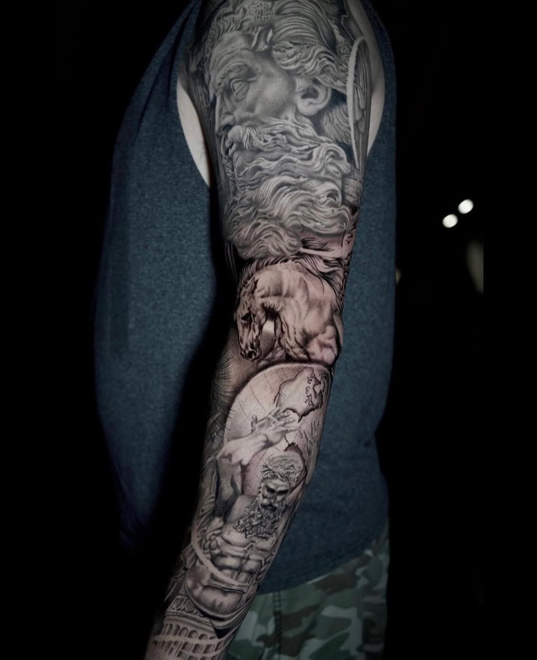 Full Circle Tattoo