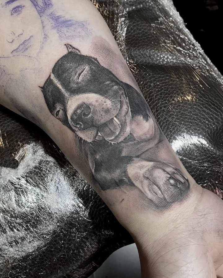 tattooist_bk