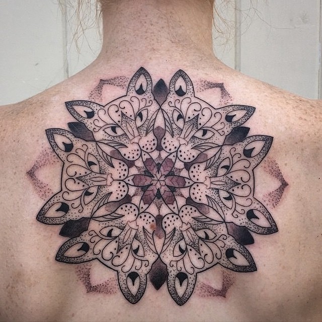 Full Circle Tattoo