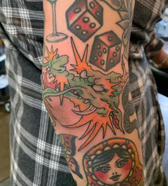 Full Circle Tattoo