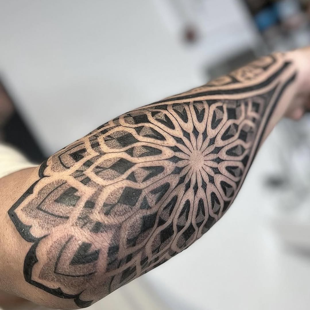 Guru Tattoo