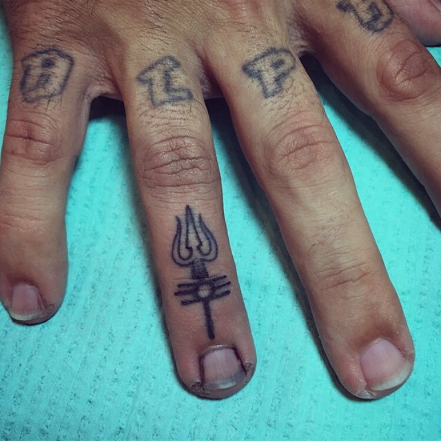 Ink and Dagger Tattoo